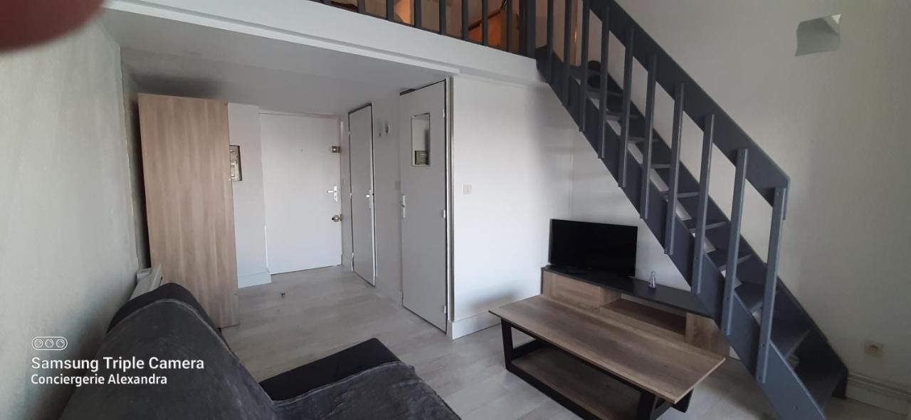 Vue Magique Sur La Marina - Appart En Duplex, Les Pieds Dans L'Eau Saint-Cyprien  Exterior photo